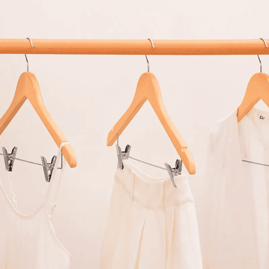 Colgador de ropa percha Pantalón Faldas Madera Con Perritos pinzas