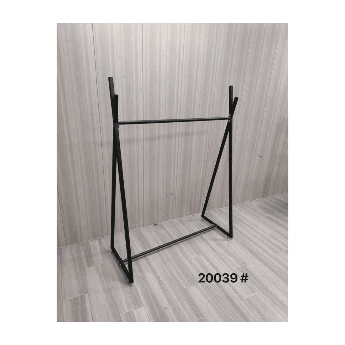 Perchero para colgar ropa negro de metal